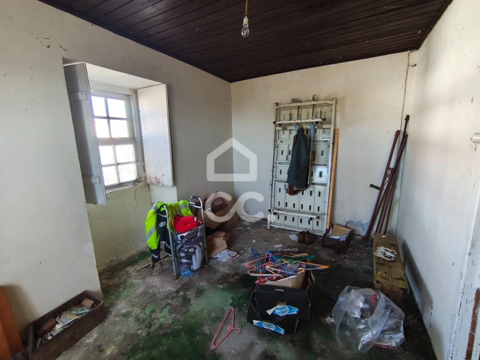 Moradia T2 para Venda em Santa Barbara Foto 7