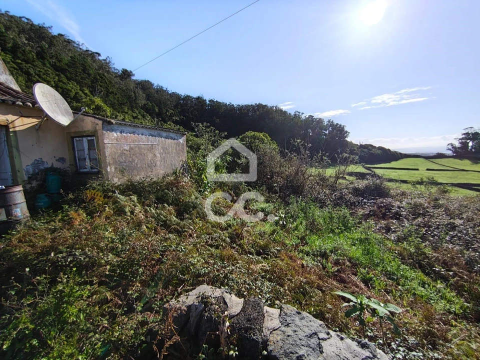 Moradia T2 para Venda em Santa Barbara Foto 12