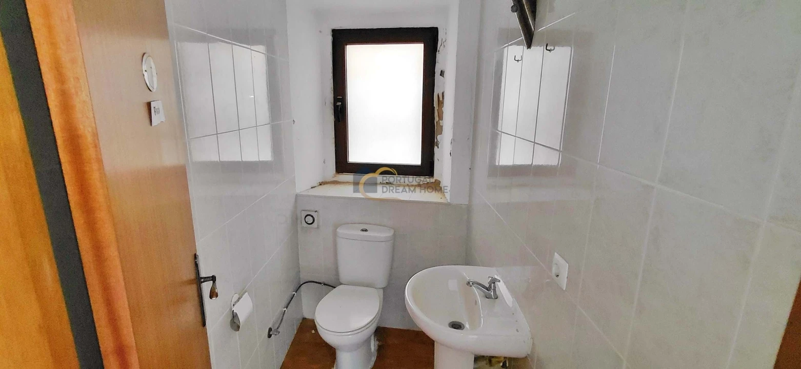 Prédio para Venda em São Bartolomeu de Messines Foto 12