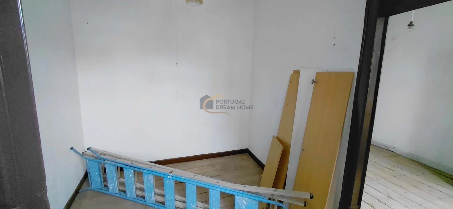 Prédio para Venda em São Bartolomeu de Messines Foto 21