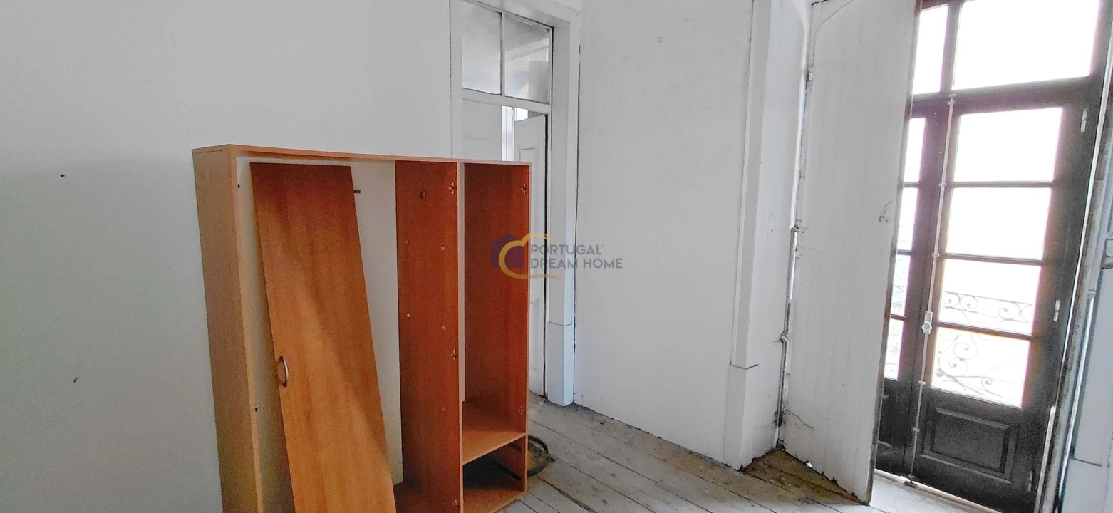 Prédio para Venda em São Bartolomeu de Messines Foto 23