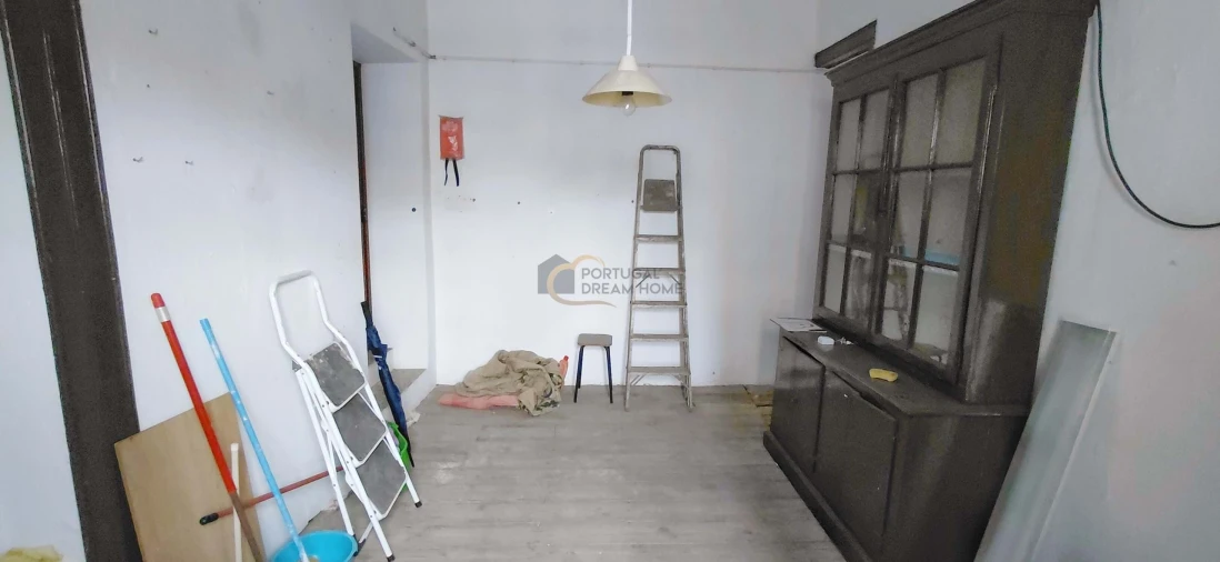 Prédio para Venda em São Bartolomeu de Messines Foto 17