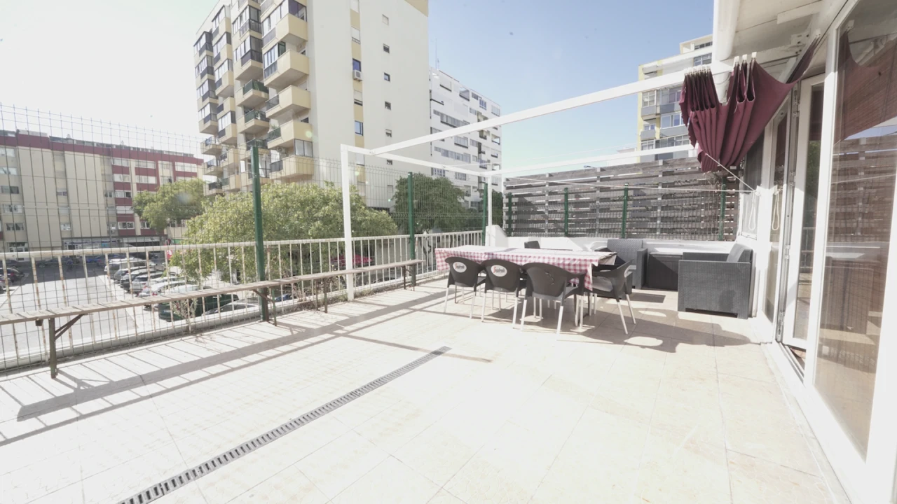 Apartamento T1 para Venda em Costa da Caparica Foto 21