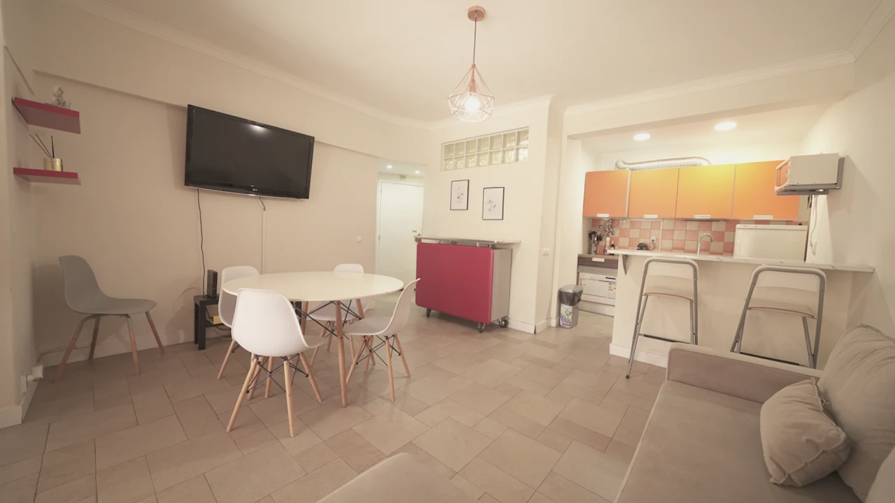 Apartamento T1 para Venda em Costa da Caparica Foto 8