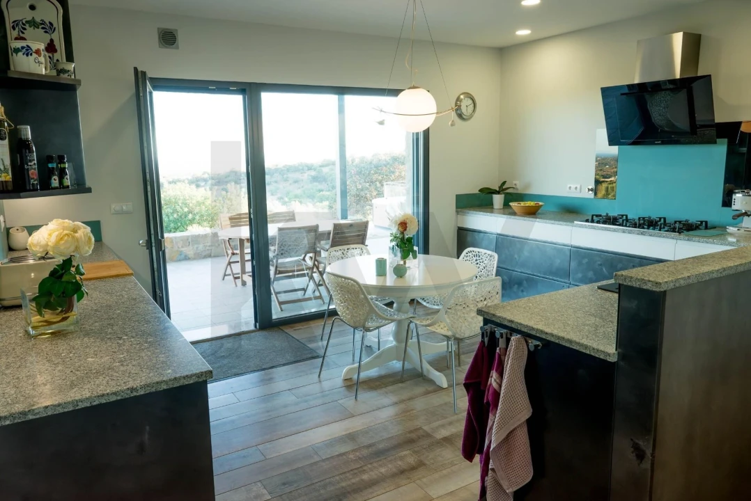 Moradia T4 para Venda em Cachopo Foto 54