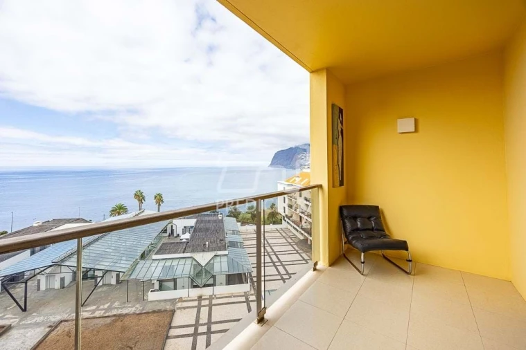 Apartamento T3 para Venda em São Martinho Foto 9