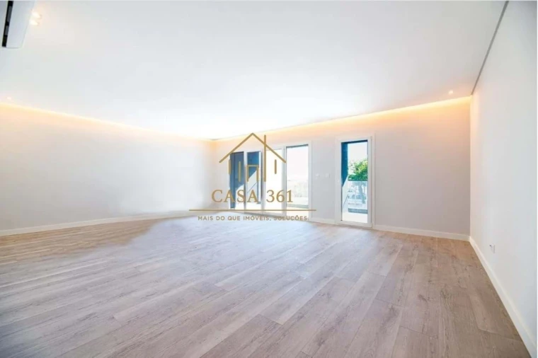 Apartamento T3 para Venda em Alverca do Ribatejo e Sobralinho Foto 1