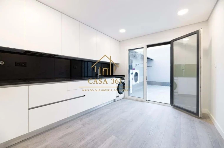 Apartamento T2 para Venda em Alverca do Ribatejo e Sobralinho Foto 2