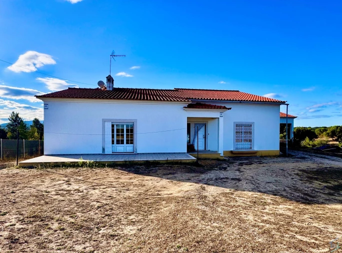 Moradia T3 para Venda em Paialvo