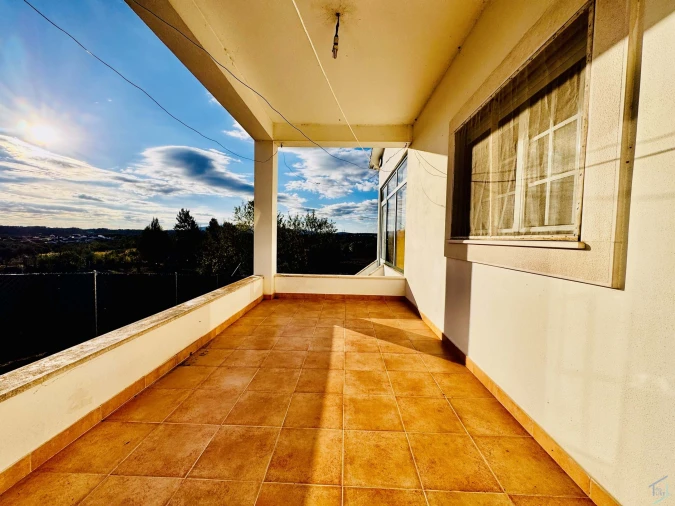 Moradia T3 para Venda em Paialvo Foto 6