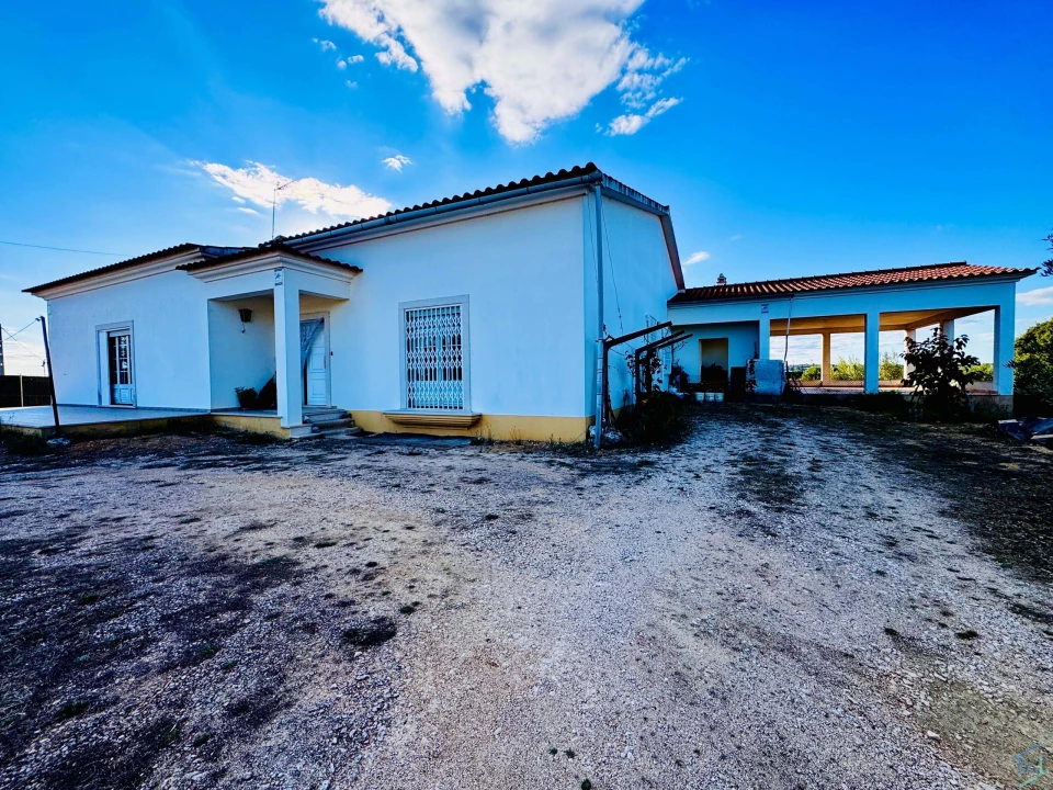 Moradia T3 para Venda em Paialvo Foto 3