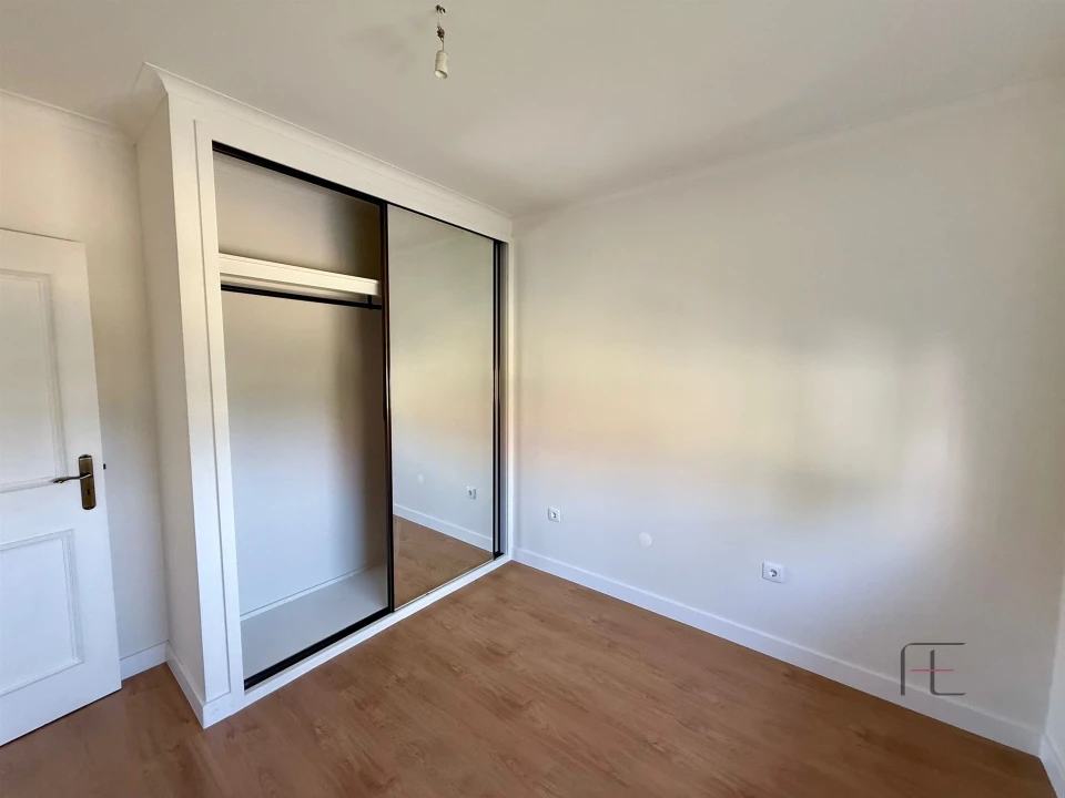 Apartamento T3 para Venda em Canelas Foto 7