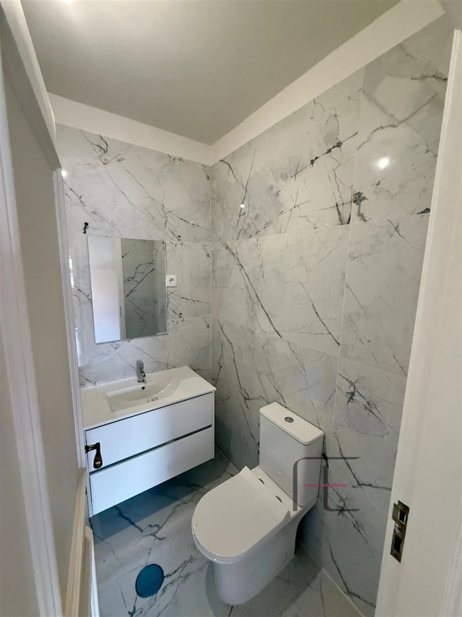 Apartamento T3 para Venda em Canelas Foto 13