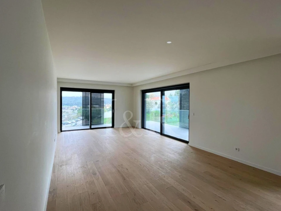 Apartamento T4 para Venda em Avenidas Novas Foto 2