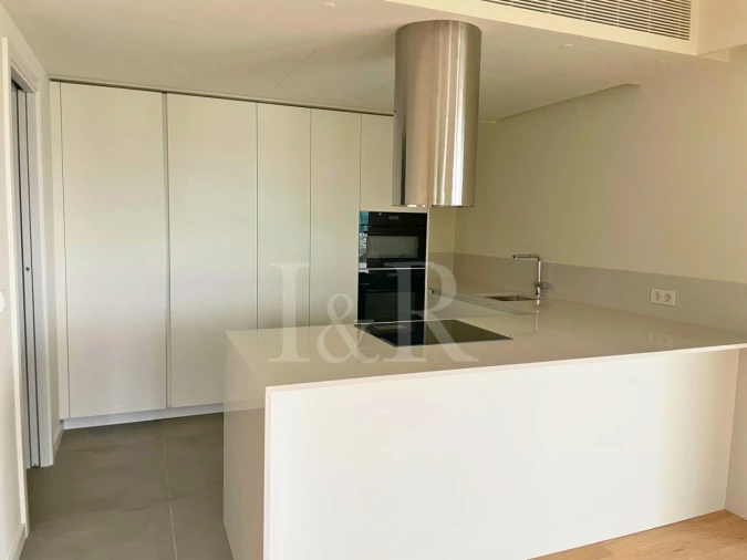 Apartamento T4 para Venda em Avenidas Novas Foto 5