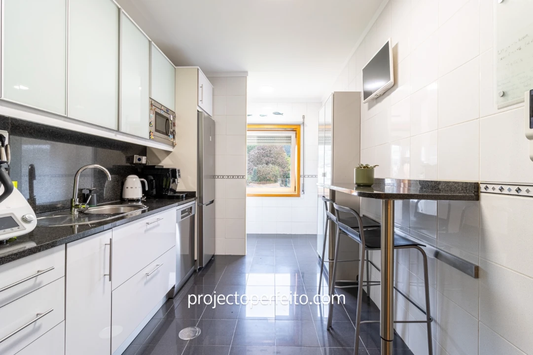 Apartamento T3 para Venda em Canelas Foto 9