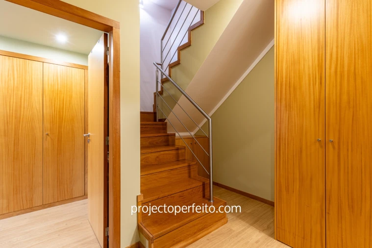 Apartamento T3 para Venda em Canelas Foto 19