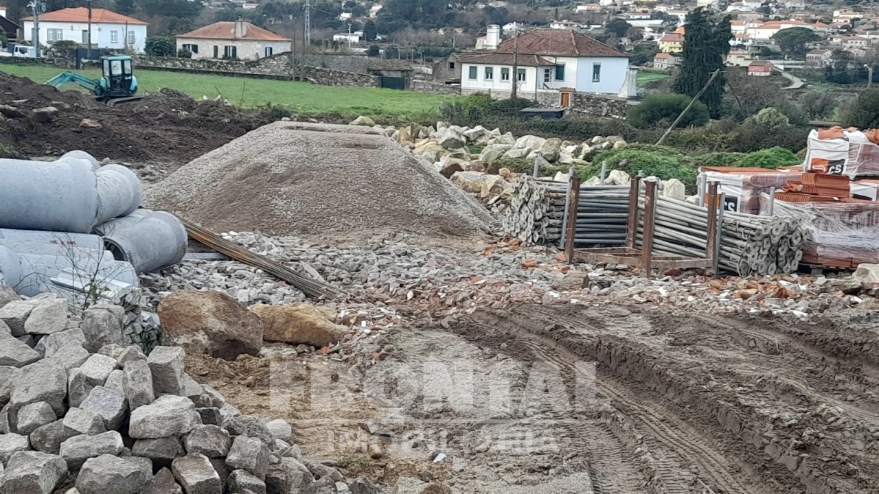 Terreno para Venda em Ancora Foto 3