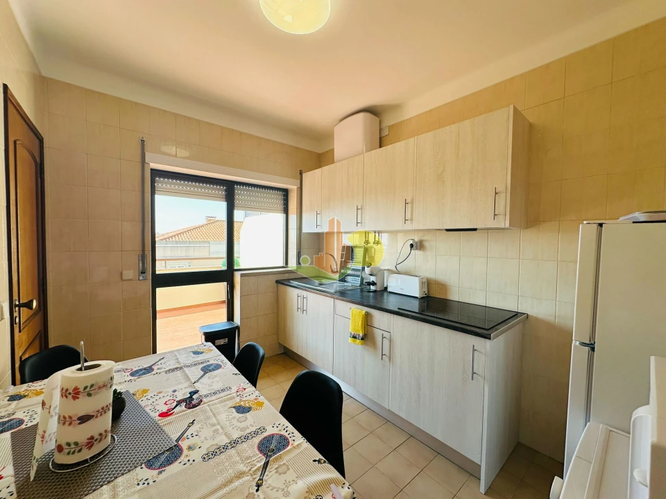 Apartamento T1 para Venda em Buarcos Foto 8