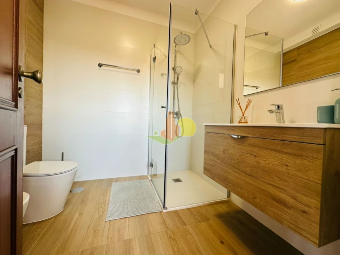 Apartamento T1 para Venda em Buarcos Foto 12