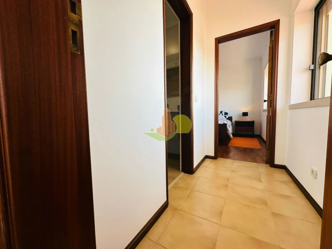 Apartamento T1 para Venda em Buarcos Foto 15
