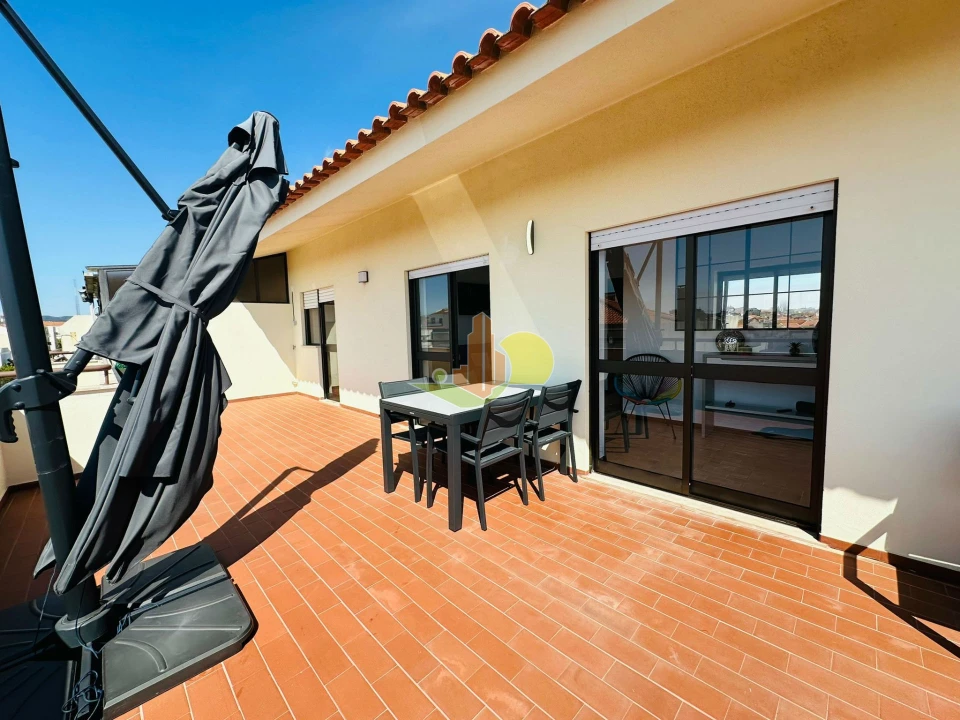 Apartamento T1 para Venda em Buarcos Foto 3