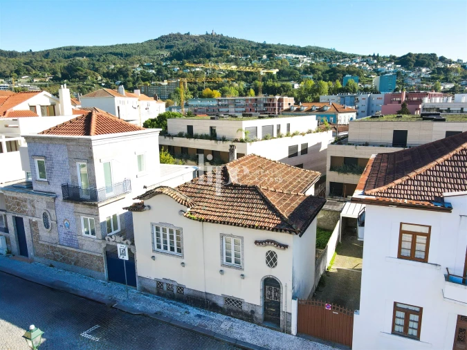 Moradia T3 para Venda em Oliveira, São Paio e São Sebastião Foto 5