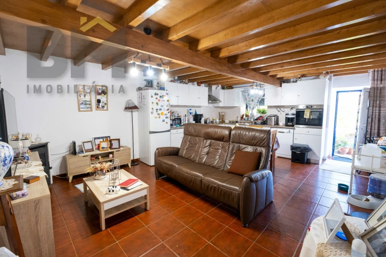 Moradia T2 para Venda em Freixial e Juncal do Campo Foto 4