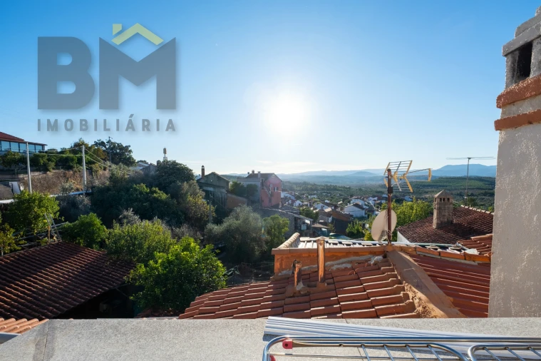 Moradia T2 para Venda em Freixial e Juncal do Campo Foto 19