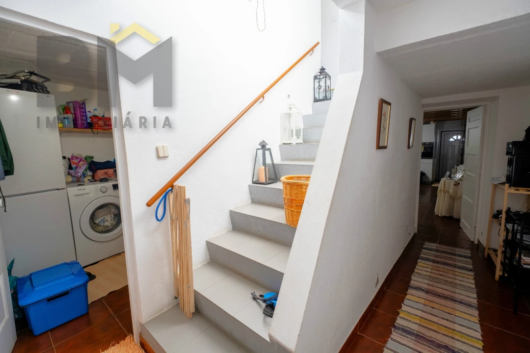 Moradia T2 para Venda em Freixial e Juncal do Campo Foto 9