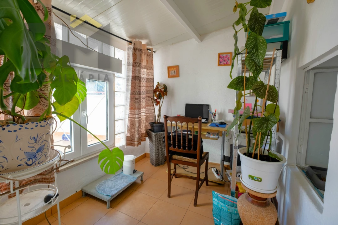 Moradia T2 para Venda em Freixial e Juncal do Campo Foto 17