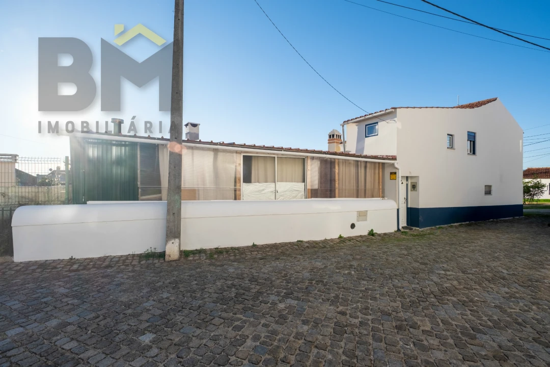 Moradia T2 para Venda em Freixial e Juncal do Campo Foto 20