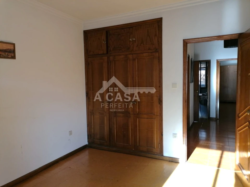 Apartamento T2 para Venda em Santa Maria Maior Foto 8