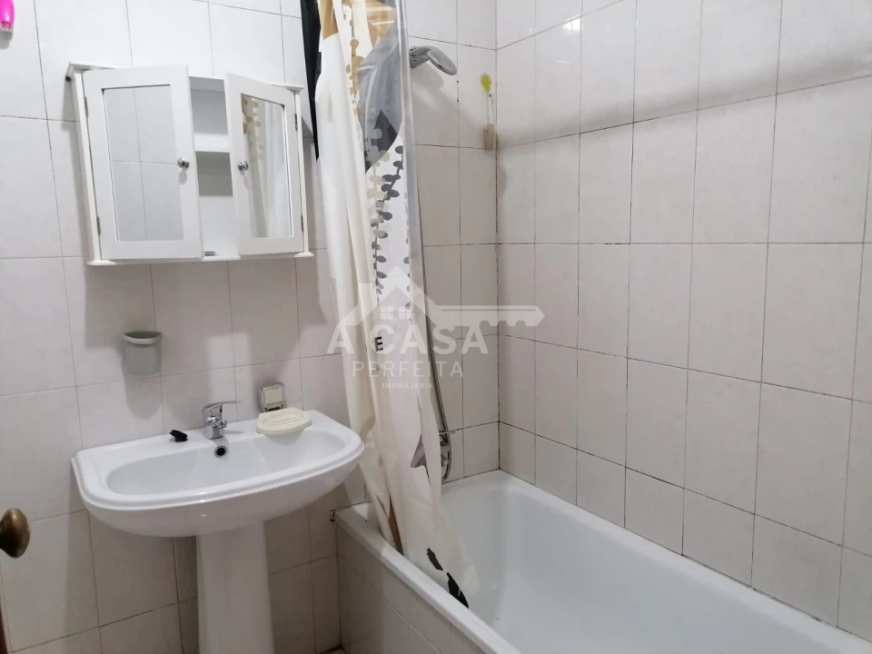 Apartamento T2 para Venda em Santa Maria Maior Foto 7