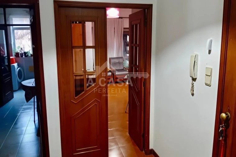 Apartamento T2 para Venda em Santa Maria Maior Foto 2