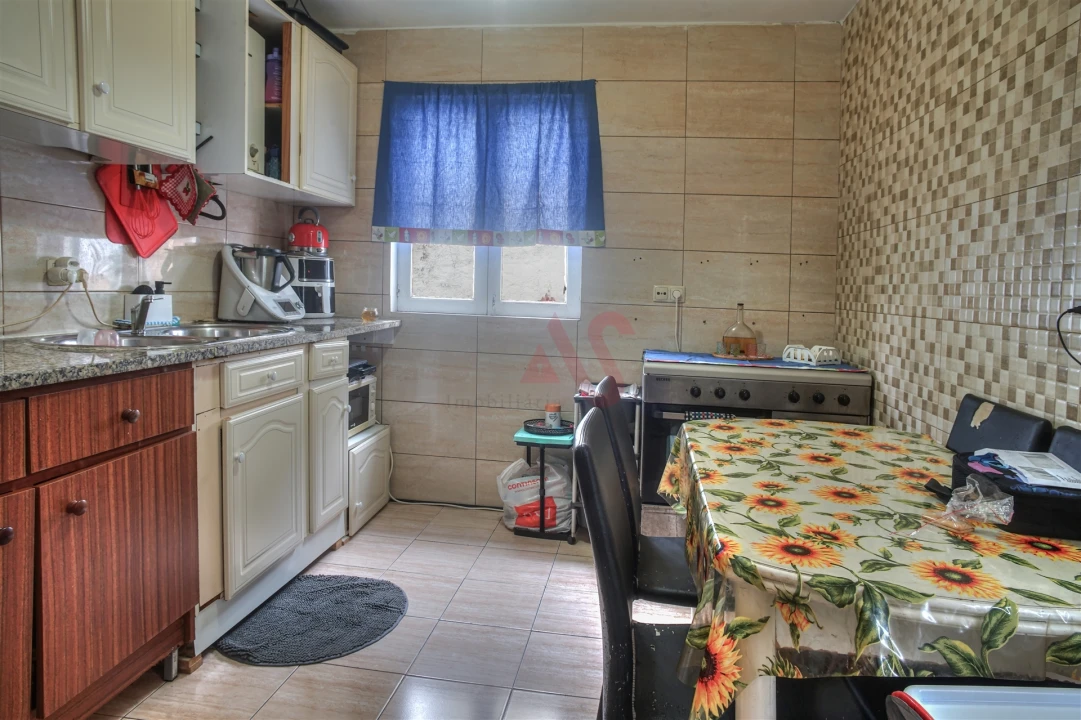 Moradia T2 para Venda em Caldas de Vizela (São Miguel e São João) Foto 8