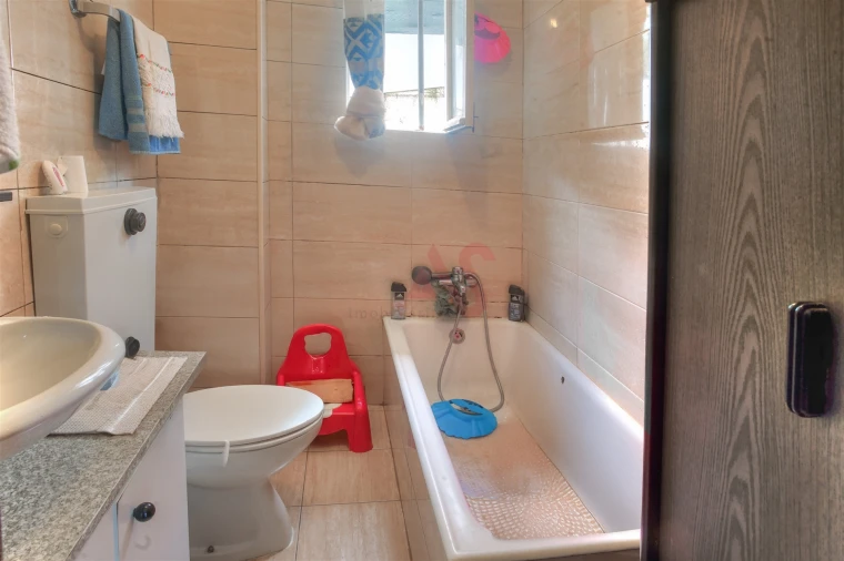 Moradia T2 para Venda em Caldas de Vizela (São Miguel e São João) Foto 7