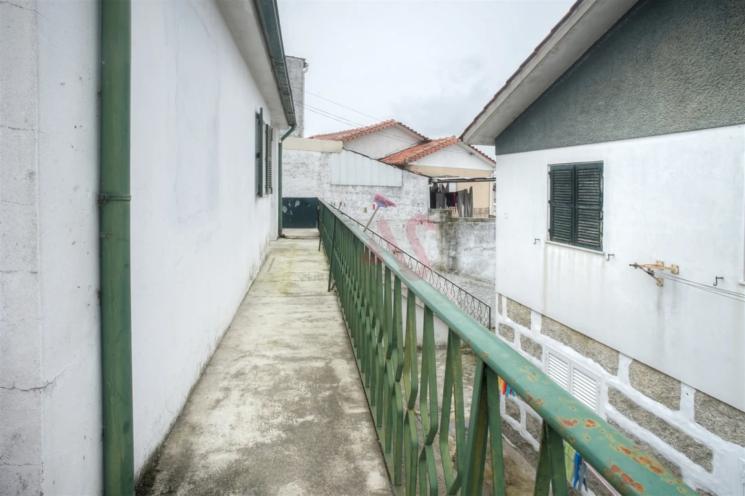 Moradia T2 para Venda em Caldas de Vizela (São Miguel e São João) Foto 14