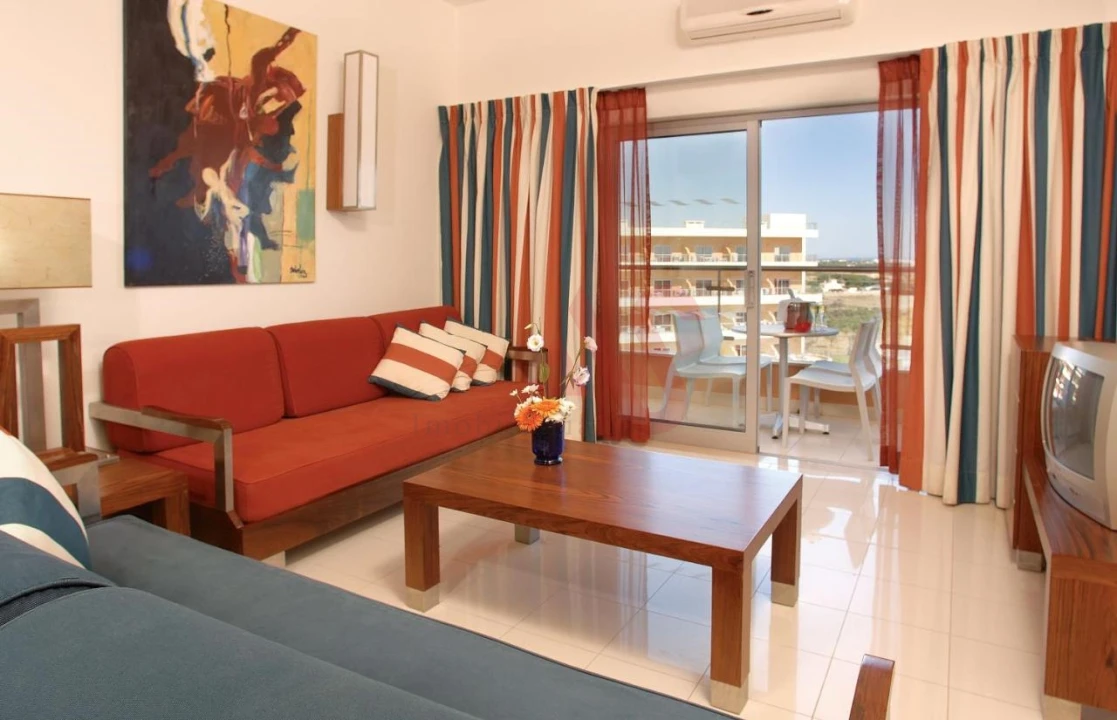 Apartamento T1 para Venda em Albufeira e Olhos de Água Foto 9