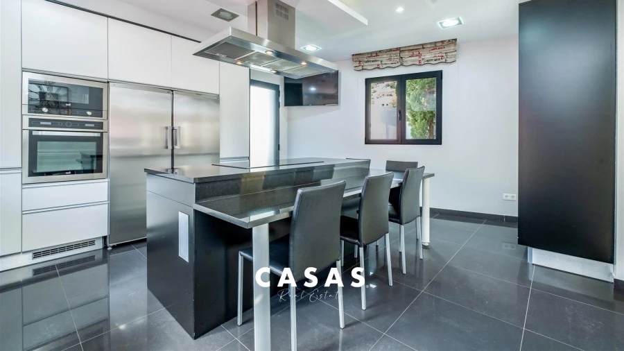 Moradia T3 para Venda em Machico Foto 4