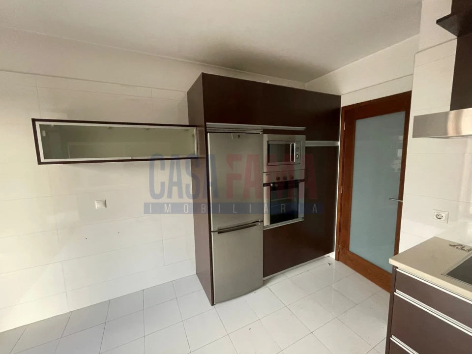 Apartamento T3 para Venda em Santo Tirso, Couto (Santa Cristina e São Miguel) e Burgães Foto 3