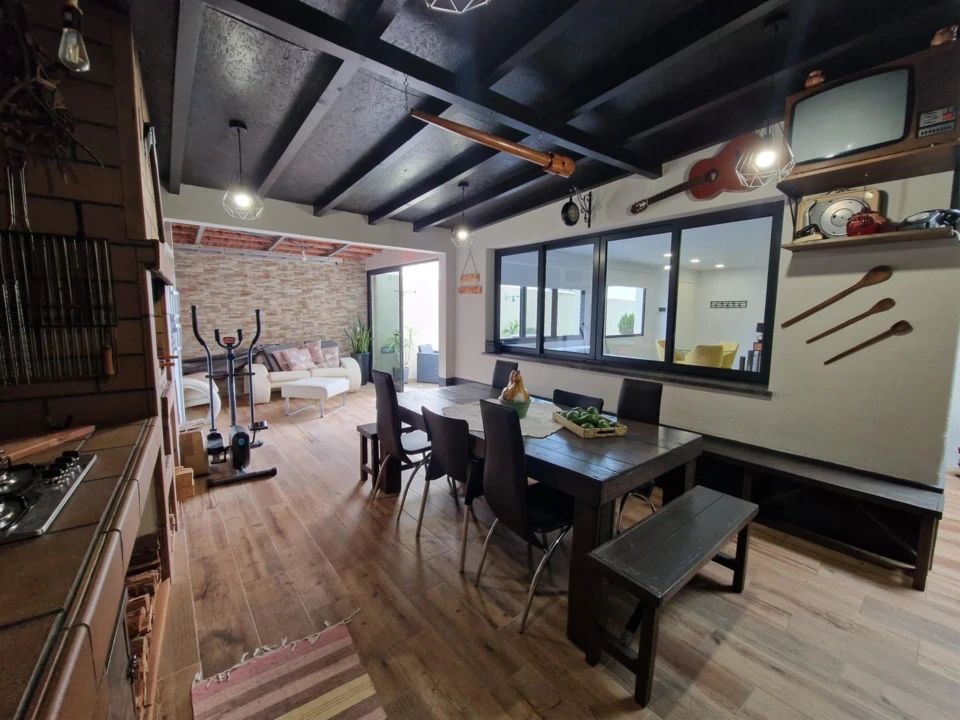 Moradia T3 para Venda em Santo Antonio Foto 13