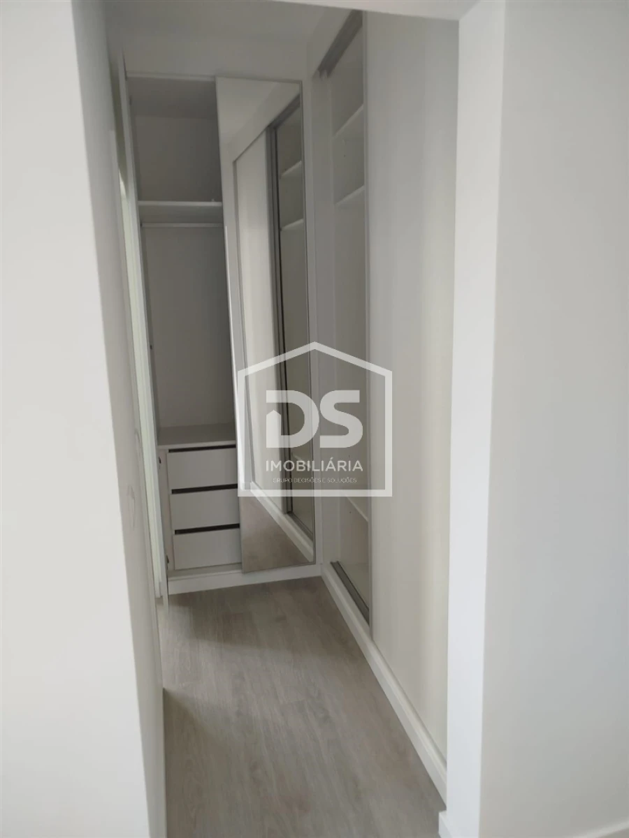 Moradia T4 para Venda em Valado dos Frades Foto 15