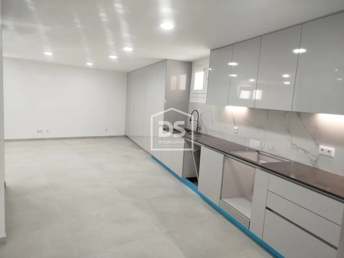 Moradia T4 para Venda em Valado dos Frades Foto 10