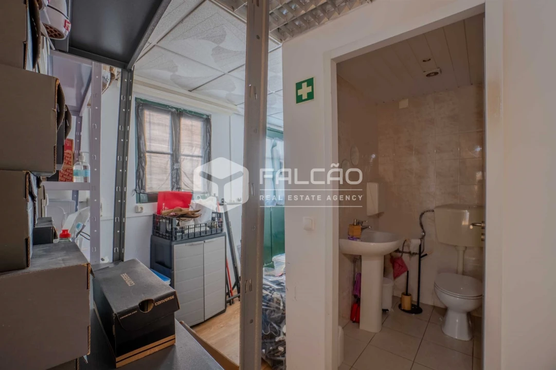 Prédio para Venda em Marvila, Ribeira Santarém, São Salvador, São Nicolau Foto 13