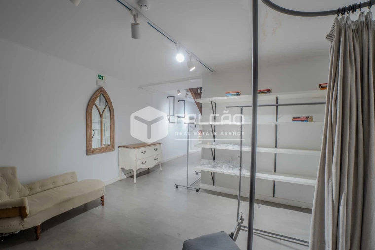 Prédio para Venda em Marvila, Ribeira Santarém, São Salvador, São Nicolau Foto 9