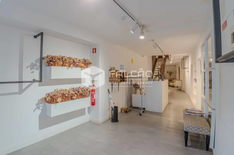 Prédio para Venda em Marvila, Ribeira Santarém, São Salvador, São Nicolau Foto 3