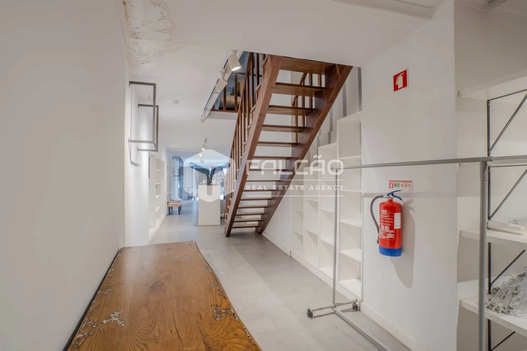 Prédio para Venda em Marvila, Ribeira Santarém, São Salvador, São Nicolau Foto 9