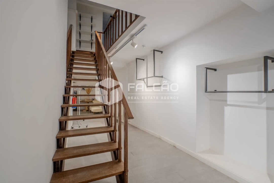 Prédio para Venda em Marvila, Ribeira Santarém, São Salvador, São Nicolau Foto 5