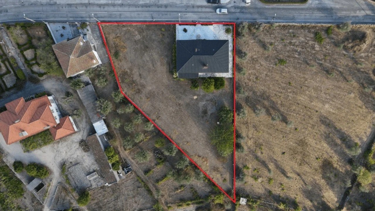 Moradia T4 para Venda em Vila Nova de Tazem Foto 21